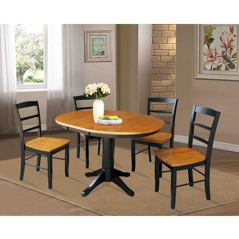 36  Round Extension Dining Table With 4 Madrid Chairs