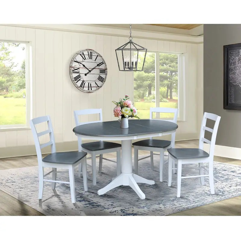 36  Round Extension Dining Table With 4 Madrid Chairs