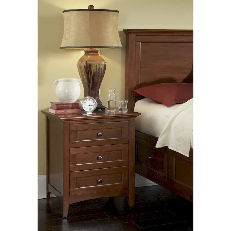 Simply Solid Aiden Solid Wood 7-piece Queen Bedroom Collection