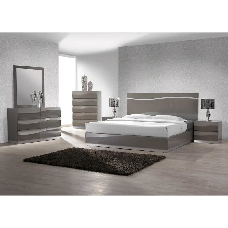 Somette 4-piece Devlin Grey Glossy Queen-size Bedroom Set